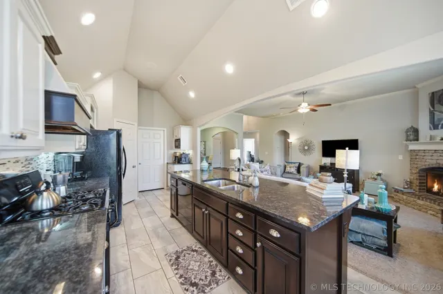 Photo 8 — 1708 E Fargo Street, Broken Arrow, OK 74012