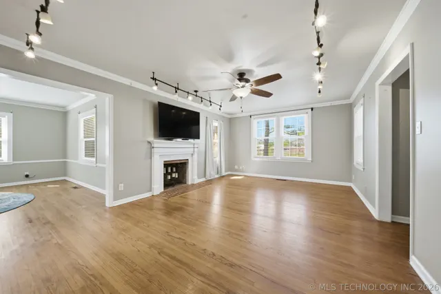 Photo 7 — 3182 E 1st Street, Tulsa, OK 74104