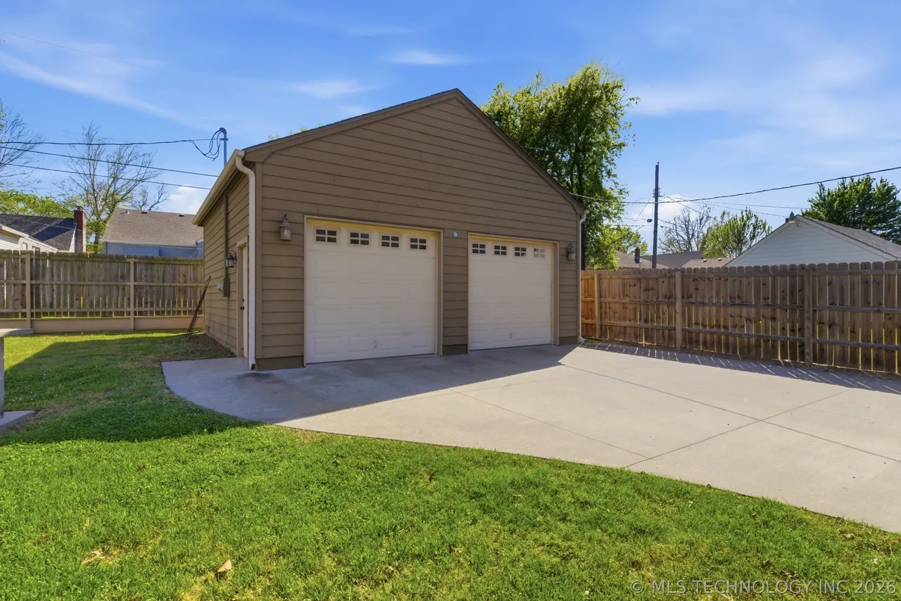 Photo 29 — 3182 E 1st Street, Tulsa, OK 74104