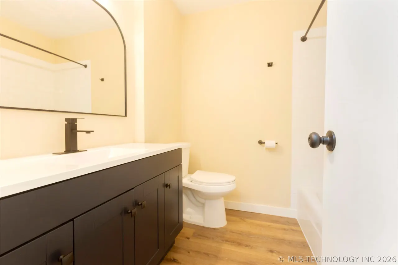 Photo 11 — 17256 S 91st EastAvenue, Bixby, OK 74008