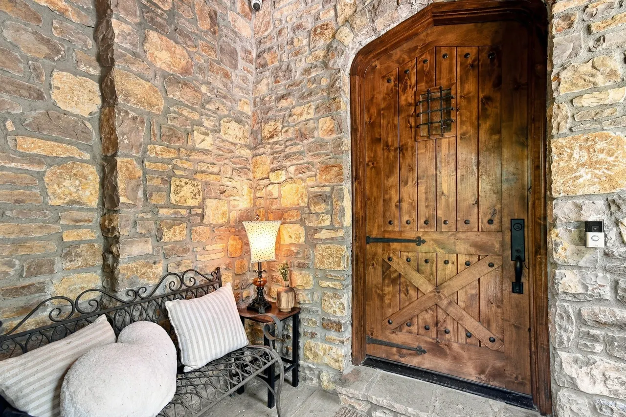 Photo 8 — 11416 S Louisville Place, Tulsa, OK 74137