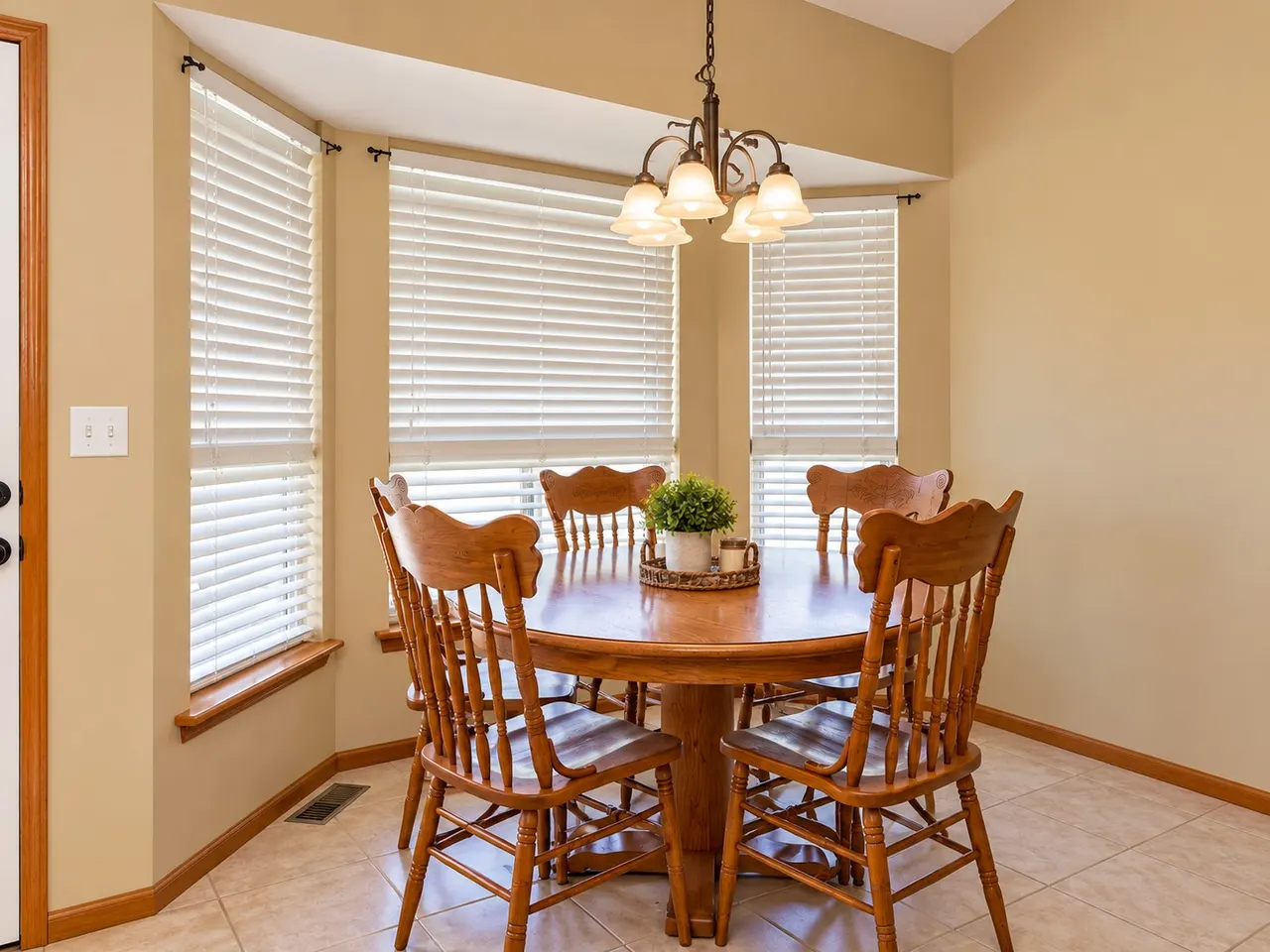 Photo 9 — 11614 N 110th EastAvenue, Collinsville, OK 74021