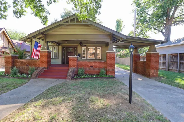 Photo 2 — 2116 E 18th Street, Tulsa, OK 74104
