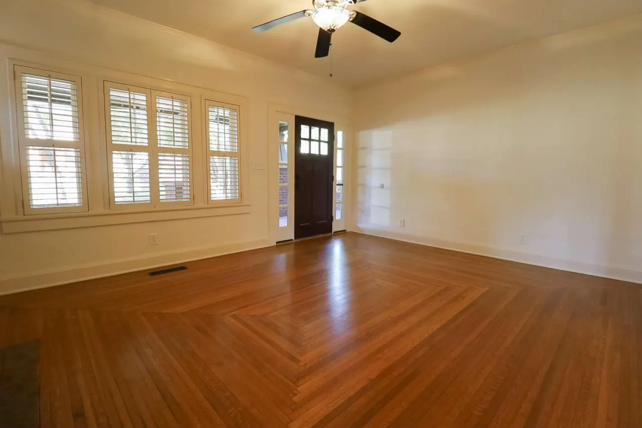 Photo 6 — 2116 E 18th Street, Tulsa, OK 74104