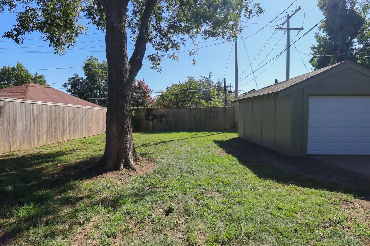 Photo 22 — 2116 E 18th Street, Tulsa, OK 74104