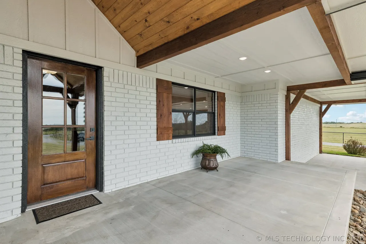 Photo 3 — 9168 S 428, Chouteau, OK 74337