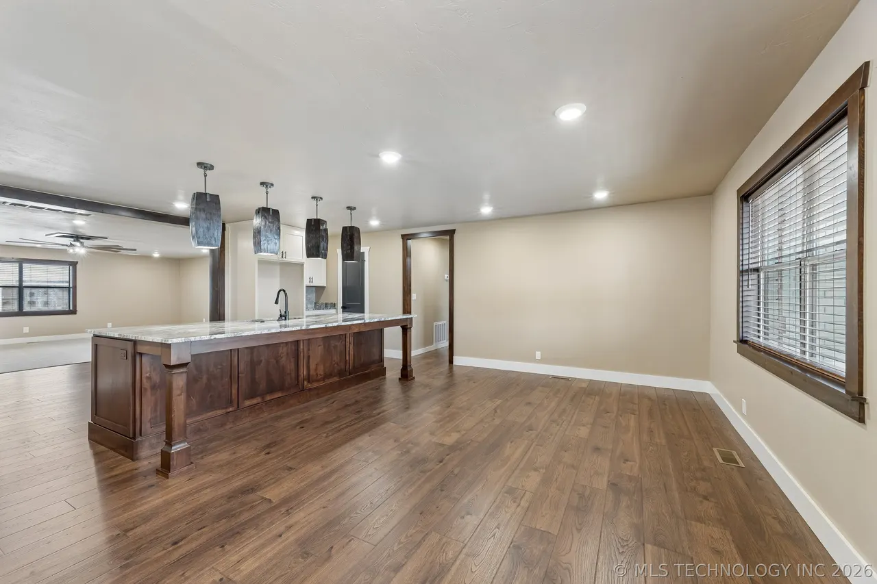 Photo 5 — 9168 S 428, Chouteau, OK 74337