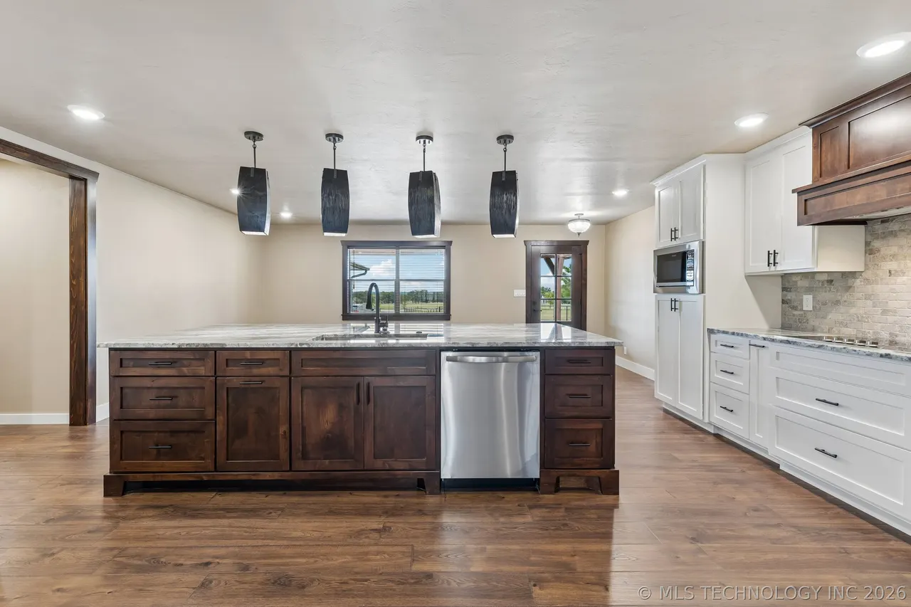 Photo 12 — 9168 S 428, Chouteau, OK 74337