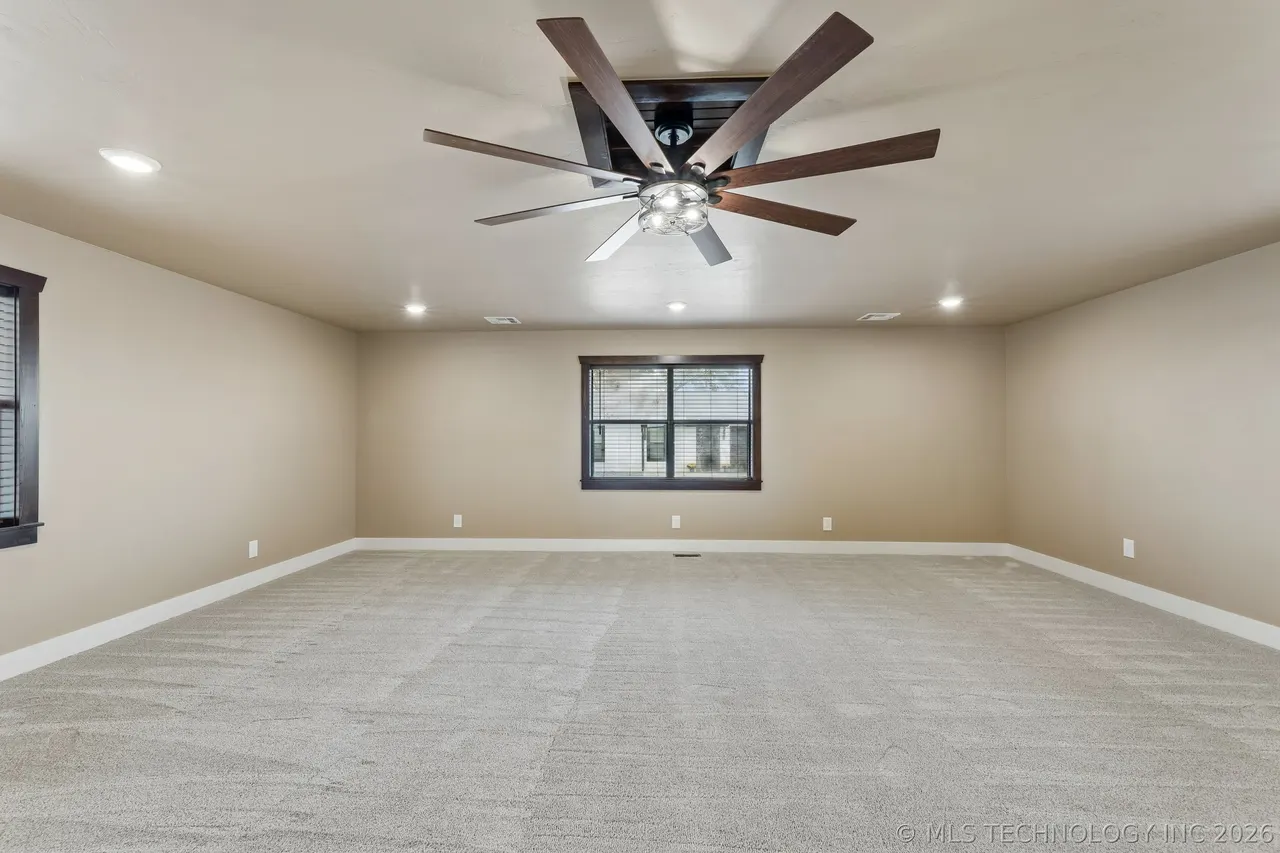 Photo 15 — 9168 S 428, Chouteau, OK 74337