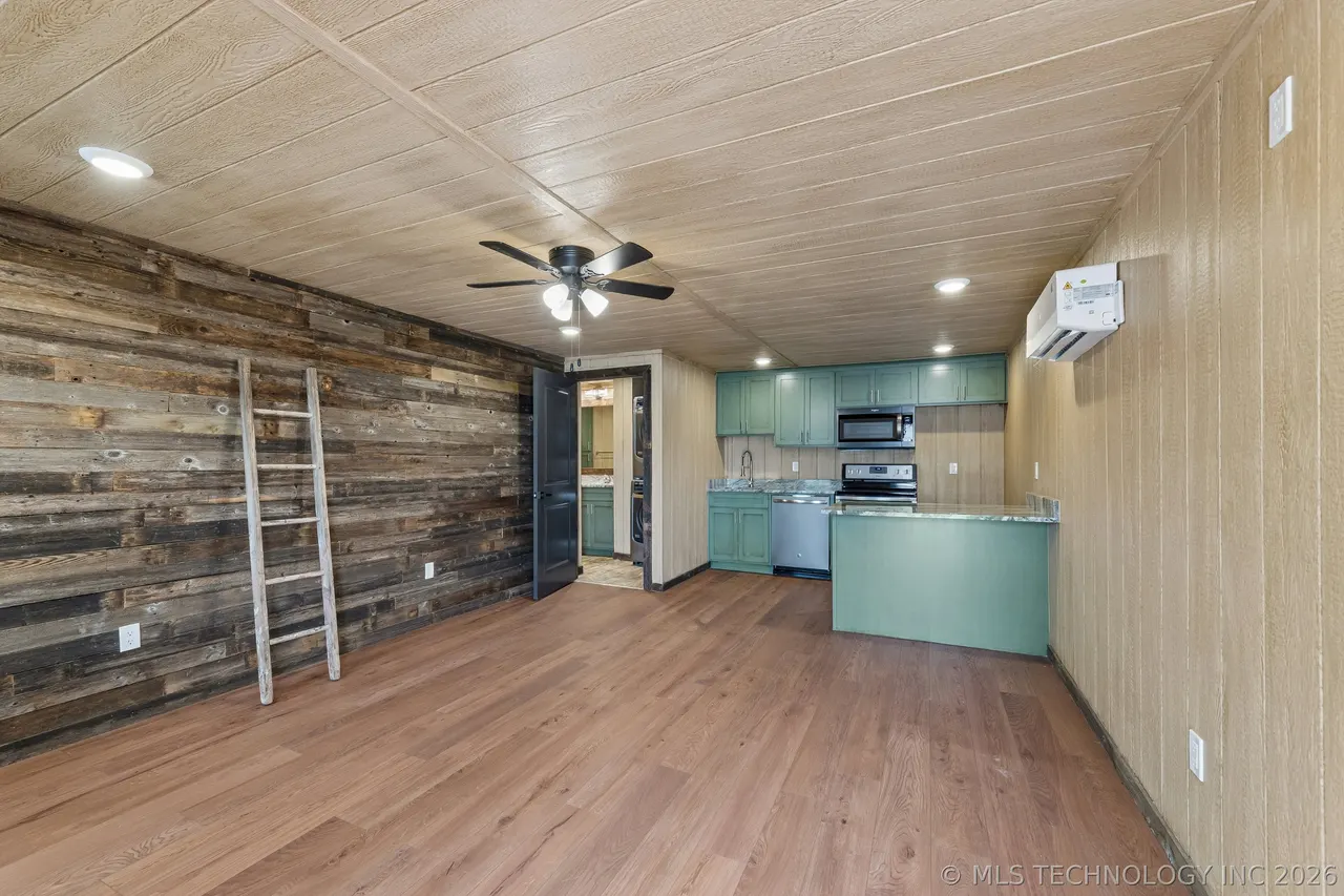Photo 37 — 9168 S 428, Chouteau, OK 74337