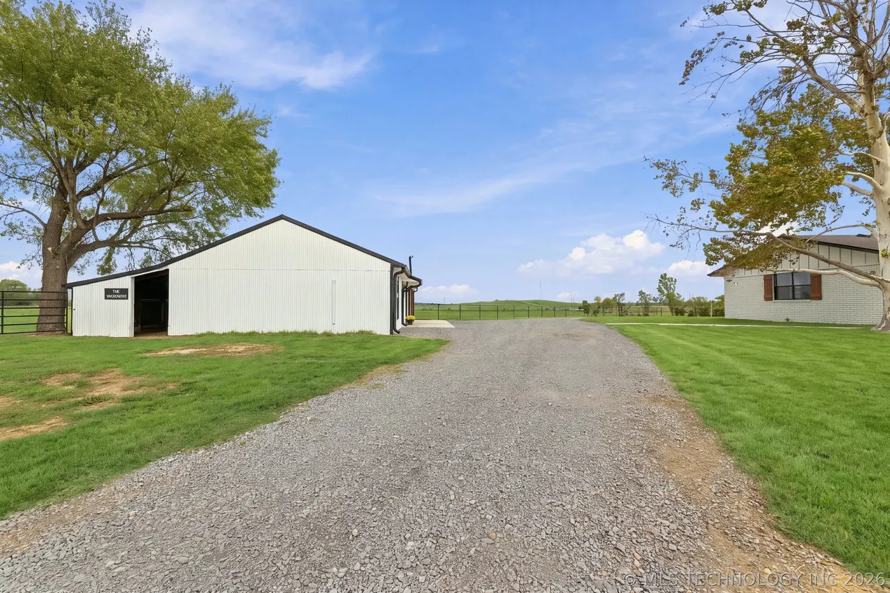 Photo 42 — 9168 S 428, Chouteau, OK 74337