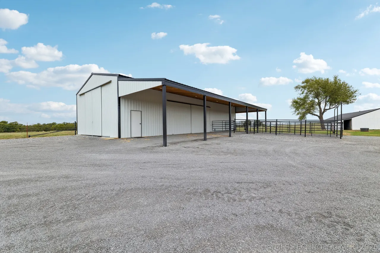 Photo 44 — 9168 S 428, Chouteau, OK 74337