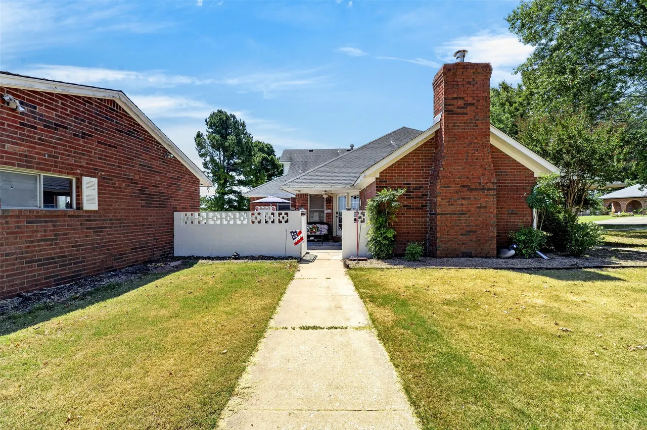 Photo 6 — 151 S 2nd Street, Porter, OK 74454