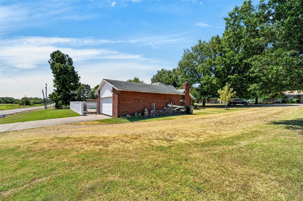 Photo 7 — 151 S 2nd Street, Porter, OK 74454