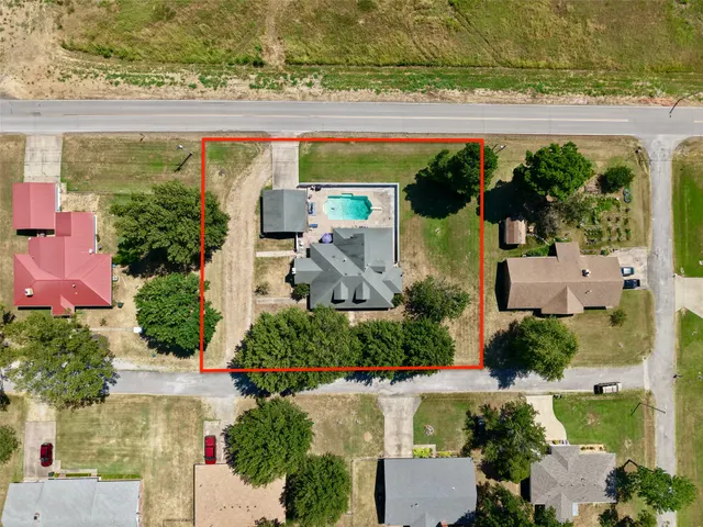 Photo 2 — 151 S 2nd Street, Porter, OK 74454