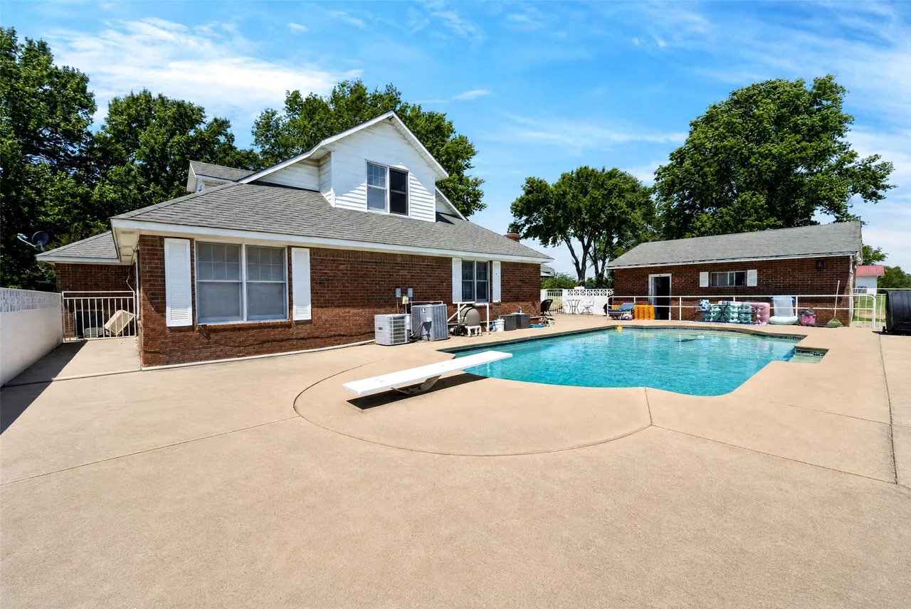 Photo 16 — 151 S 2nd Street, Porter, OK 74454