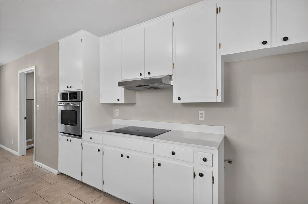 Photo 12 — 5101 Bridle Road, Bartlesville, OK 74006