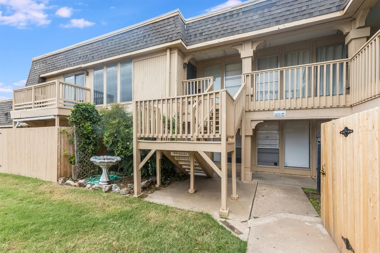 Photo 2 — 6004 Newport Avenue A-10, Tulsa, OK 74105