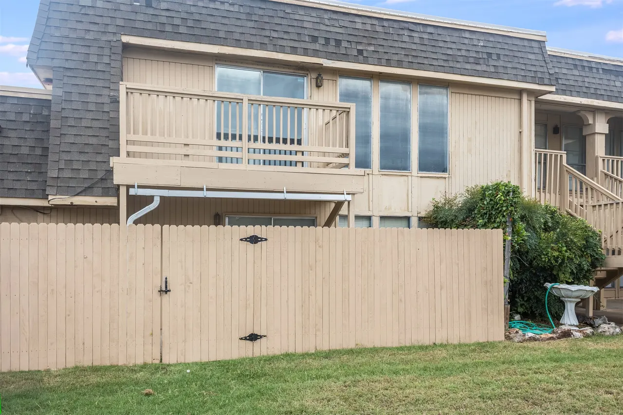 Photo 3 — 6004 Newport Avenue A-10, Tulsa, OK 74105