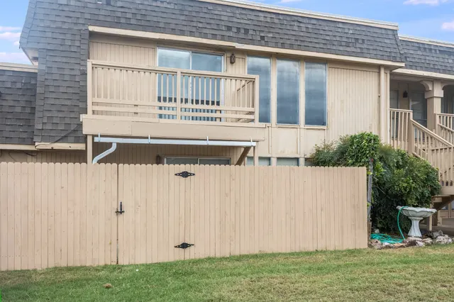 Photo 3 — 6004 Newport Avenue A-10, Tulsa, OK 74105