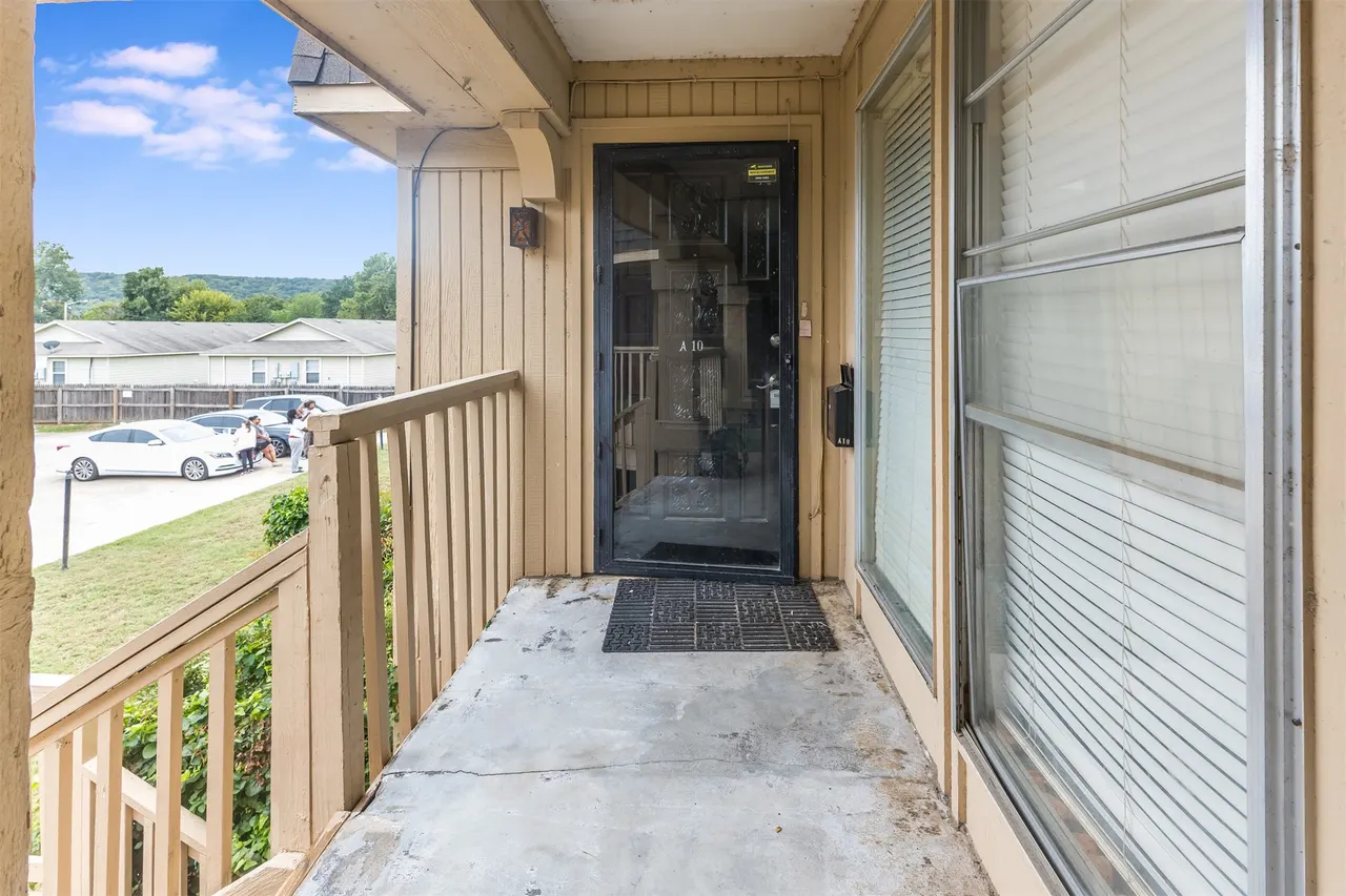 Front exterior — 6004 Newport Avenue A-10, Tulsa, OK 74105