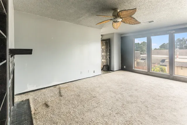 Photo 6 — 6004 Newport Avenue A-10, Tulsa, OK 74105
