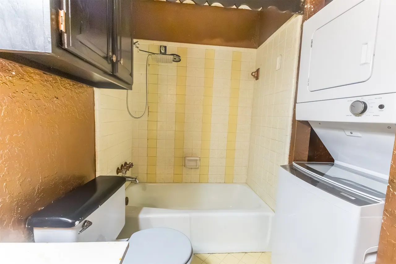 Photo 12 — 6004 Newport Avenue A-10, Tulsa, OK 74105