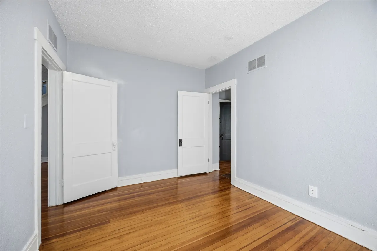Photo 25 — 721 N Main Street, Sand Springs, OK 74063