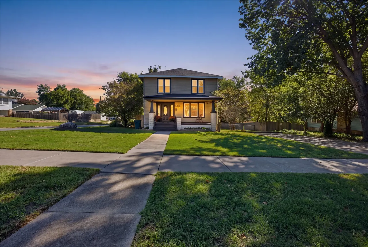 Photo 2 — 721 N Main Street, Sand Springs, OK 74063