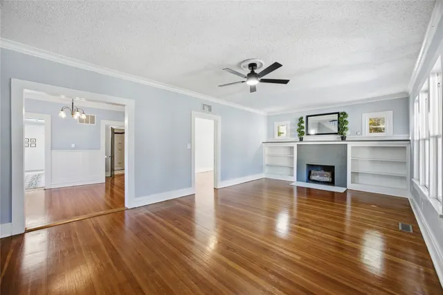 Photo 8 — 721 N Main Street, Sand Springs, OK 74063