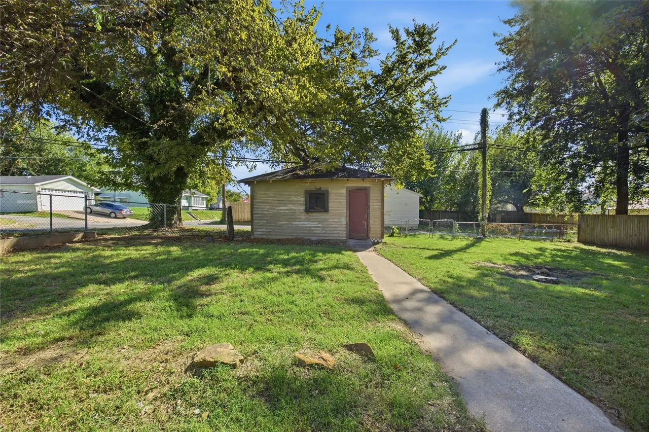 Photo 50 — 721 N Main Street, Sand Springs, OK 74063
