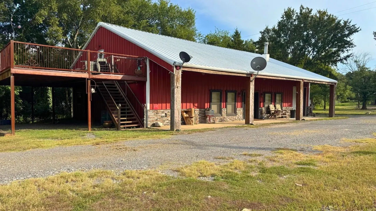 Front exterior — 52901 201st Avenue, Hodgen, OK 74939