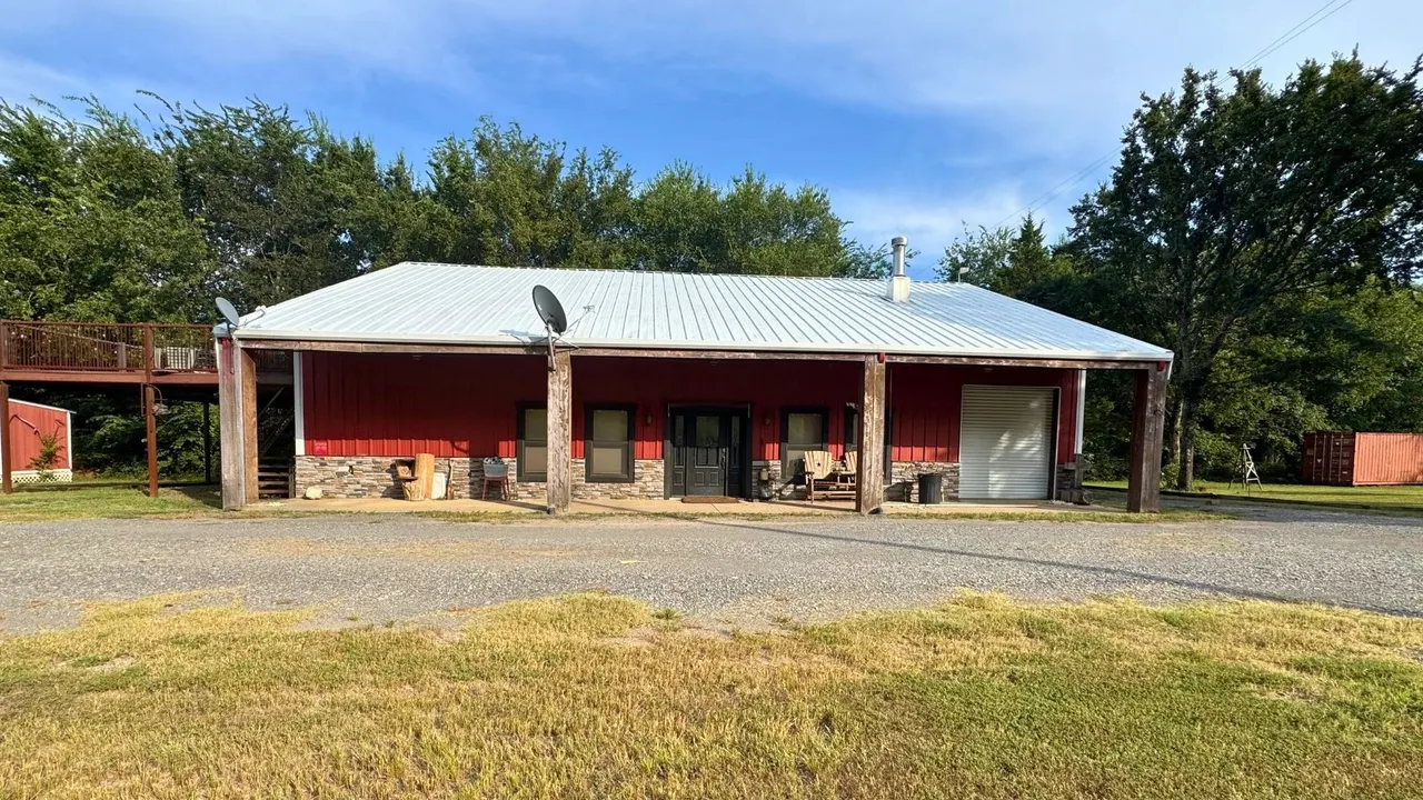 Photo 2 — 52901 201st Avenue, Hodgen, OK 74939