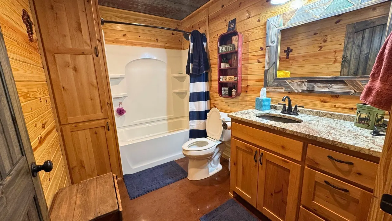 Photo 39 — 52901 201st Avenue, Hodgen, OK 74939