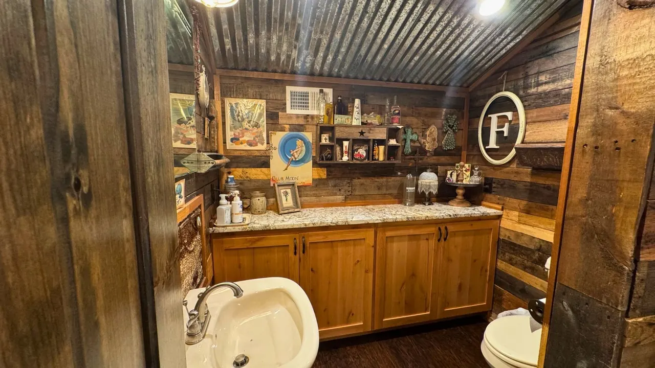Photo 48 — 52901 201st Avenue, Hodgen, OK 74939