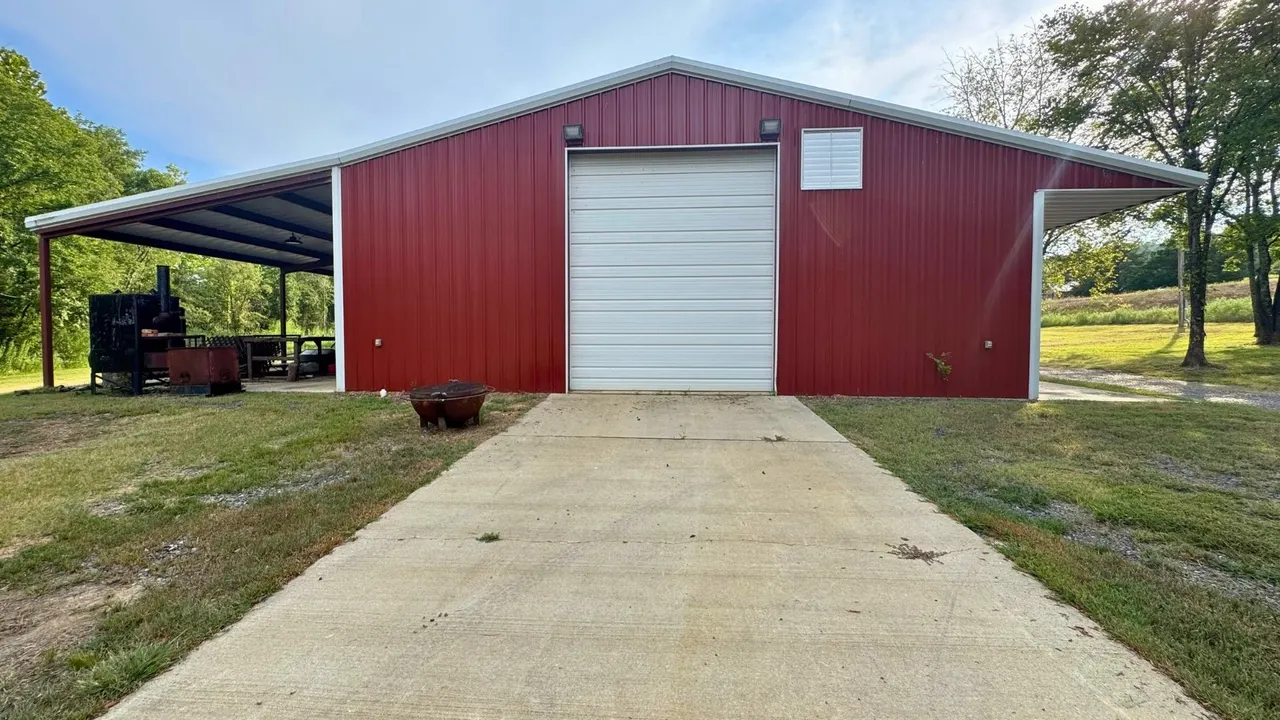 Photo 62 — 52901 201st Avenue, Hodgen, OK 74939