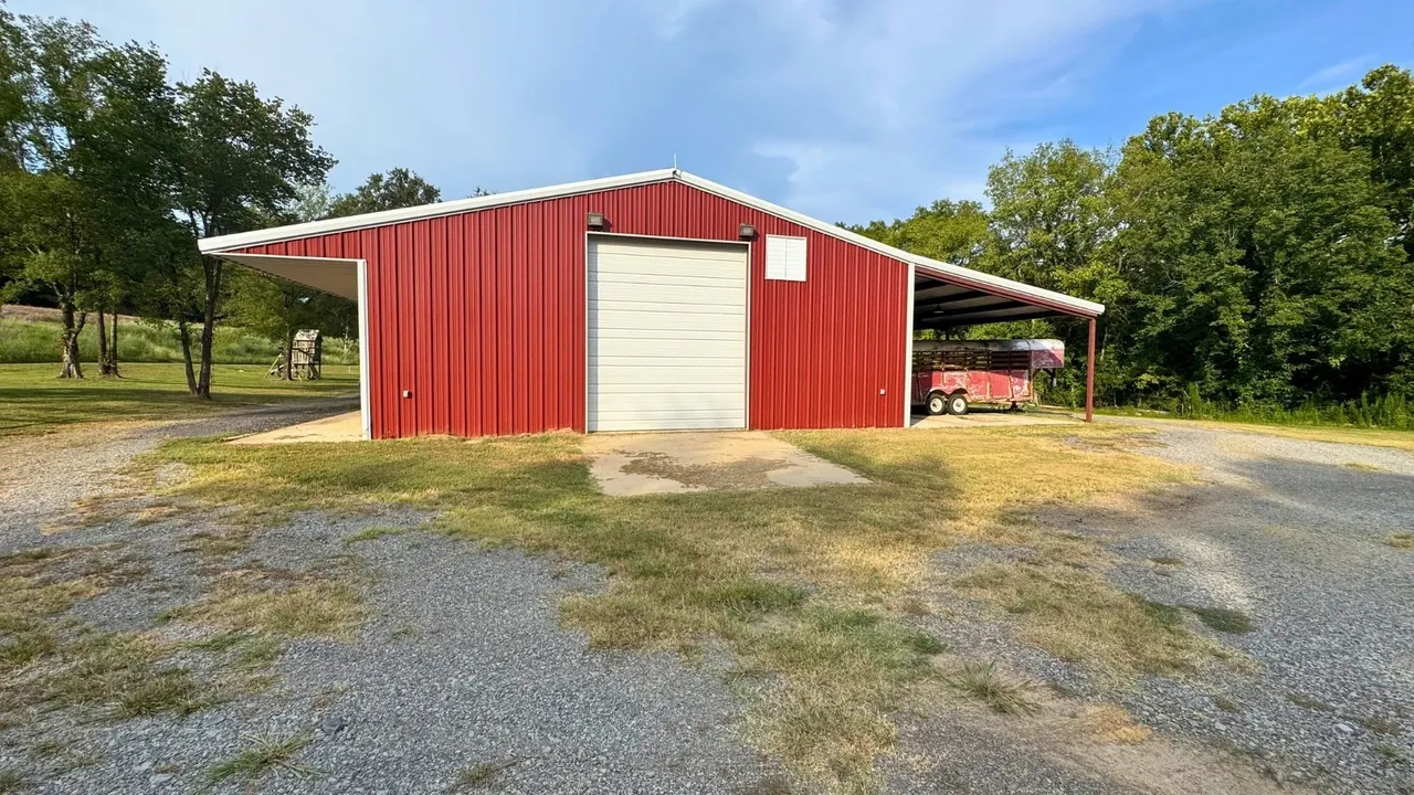 Photo 65 — 52901 201st Avenue, Hodgen, OK 74939