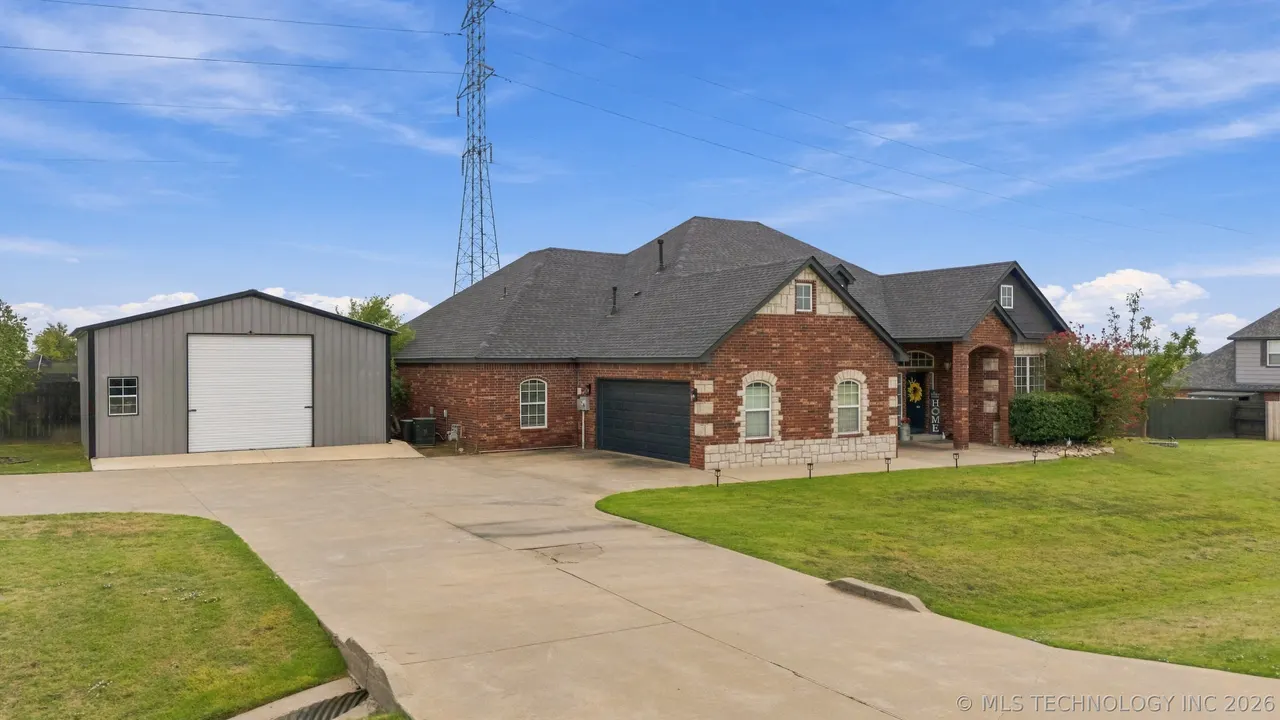 Photo 2 — 12777 N 44th Avenue E, Skiatook, OK 74070