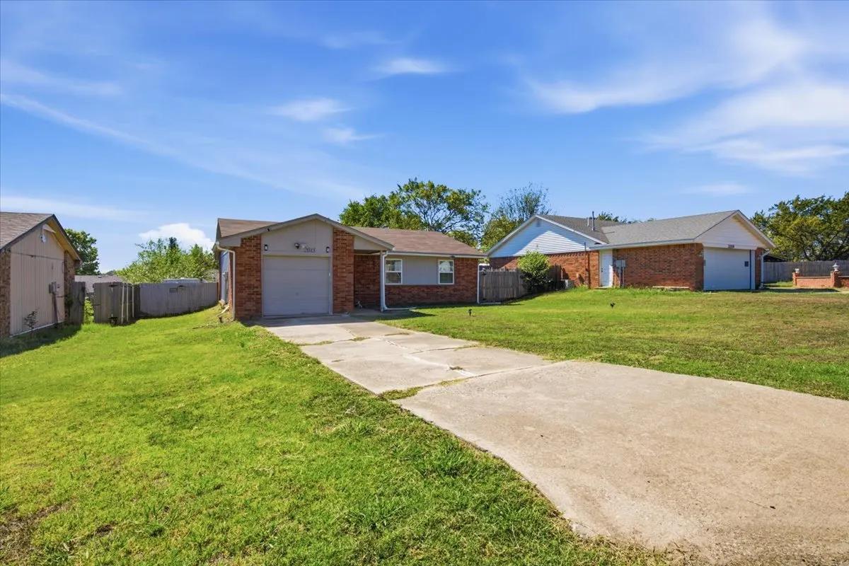 Photo 3 — 2013 Lona Avenue, Seminole, OK 74868