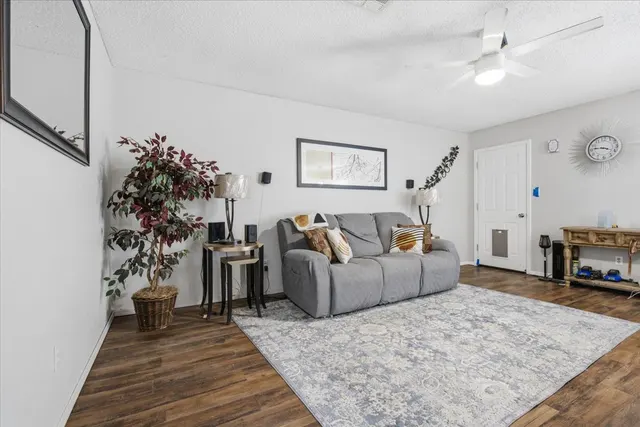 Photo 6 — 2013 Lona Avenue, Seminole, OK 74868