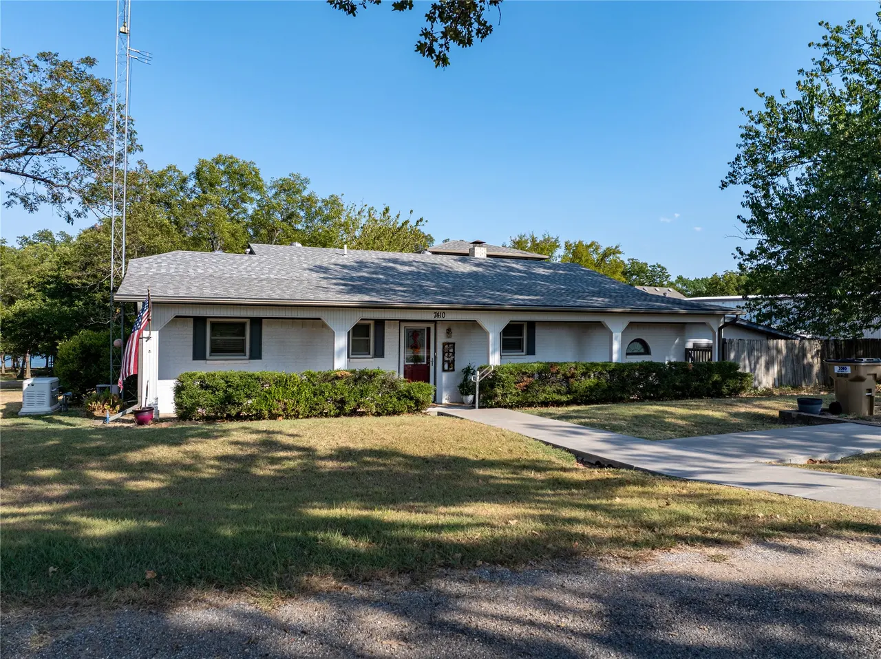 Photo 3 — 7410 Grapevine Drive, Kingston, OK 73439