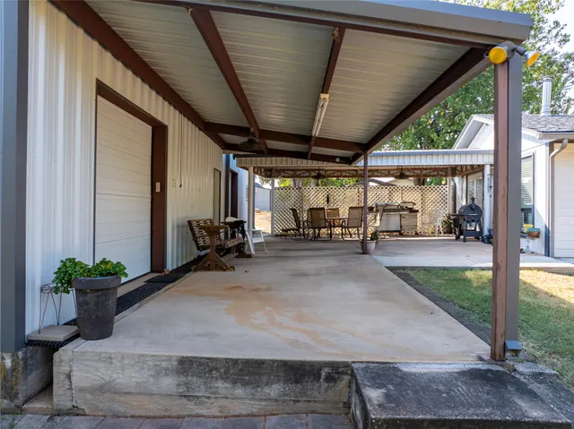 Photo 7 — 7410 Grapevine Drive, Kingston, OK 73439