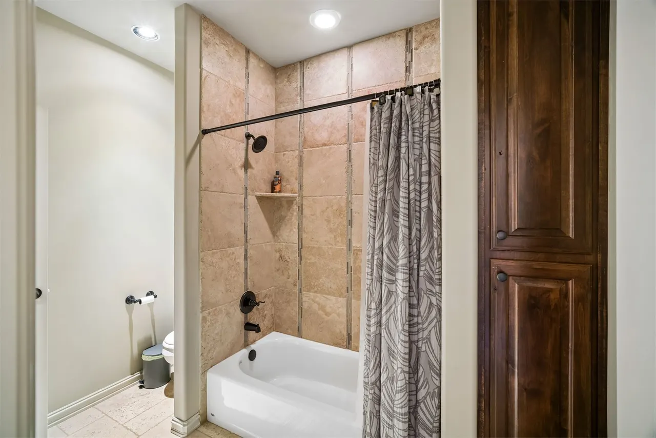 Photo 38 — 6381 N Locust Lane, Owasso, OK 74055