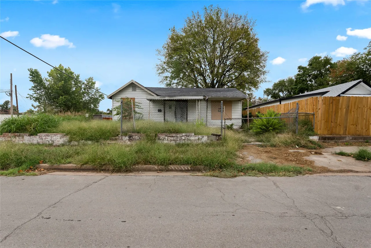 Photo 6 — 4351 W 8th Street, Tulsa, OK 74127