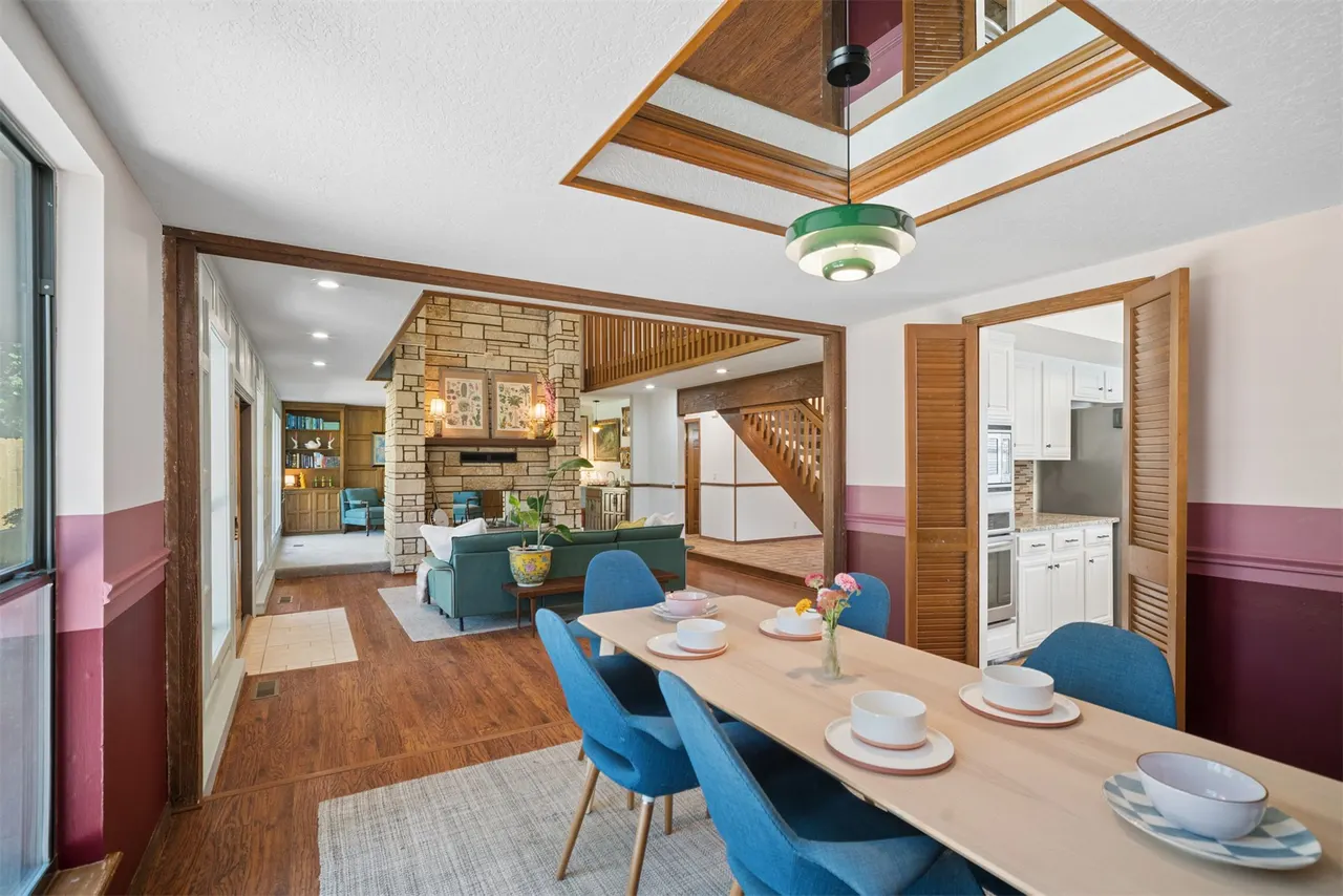 Photo 4 — 9718 S Lakewood Place, Tulsa, OK 74137