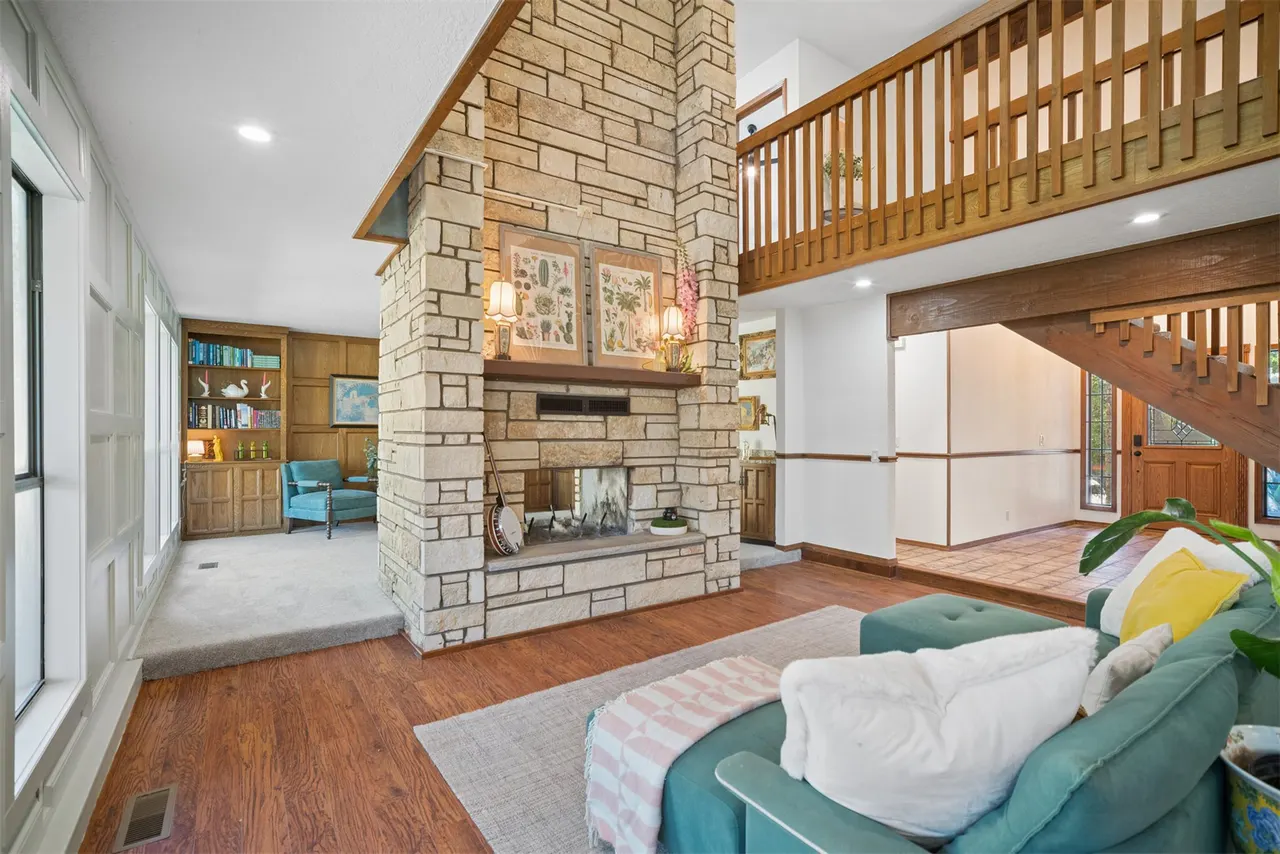 Photo 12 — 9718 S Lakewood Place, Tulsa, OK 74137
