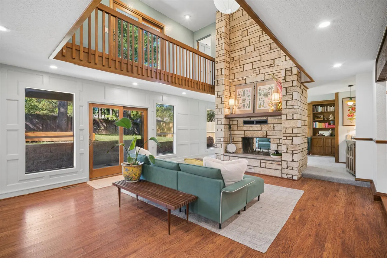 Photo 10 — 9718 S Lakewood Place, Tulsa, OK 74137