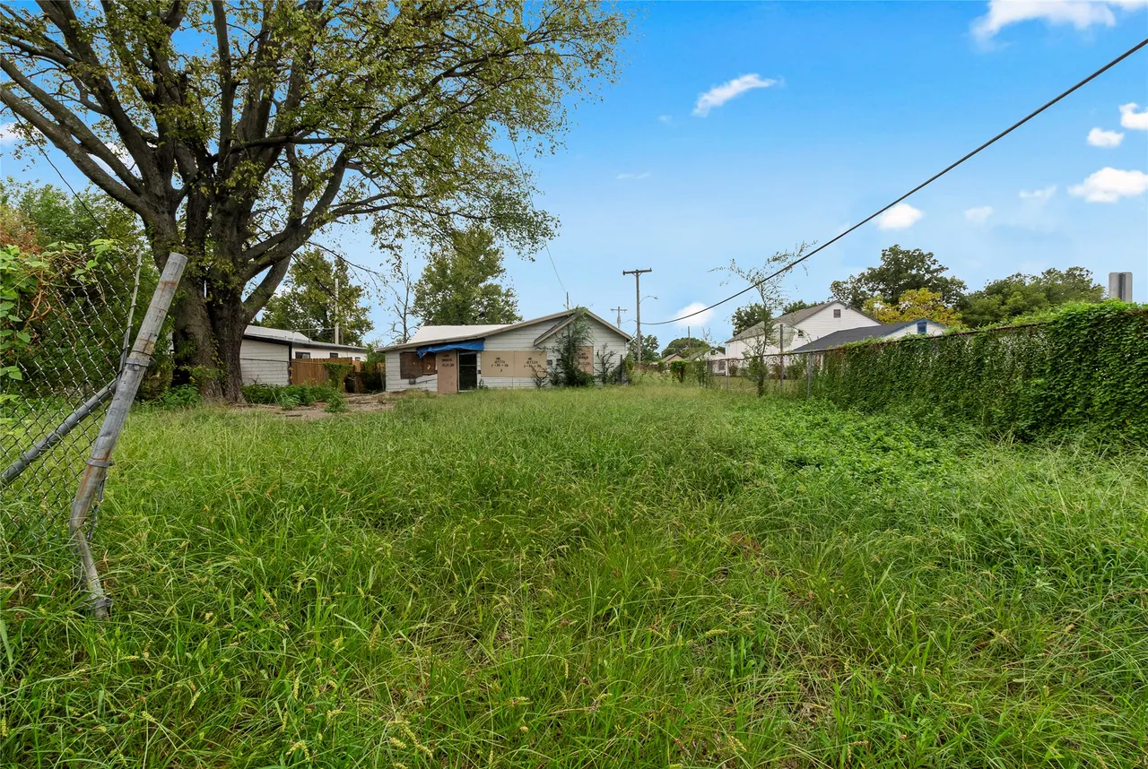 Photo 12 — 3302 W Archer Street, Tulsa, OK 74127