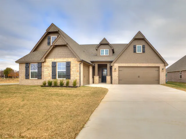 Photo 2 — 14739 S College Place, Bixby, OK 74008