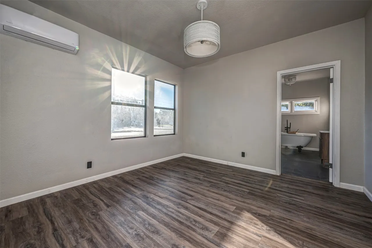 Photo 11 — 1209 SW Stanley Street, Ardmore, OK 73401